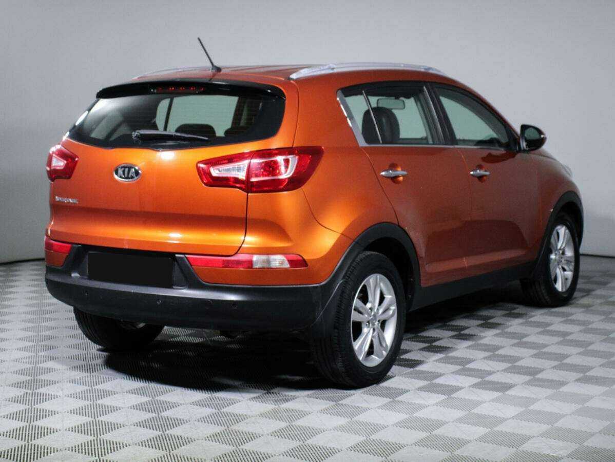 Kia Sportage с пробегом — 2011 год. Фото: #3