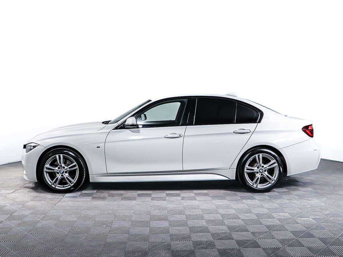 BMW 3 серии с пробегом — 2017 год. Фото: #7