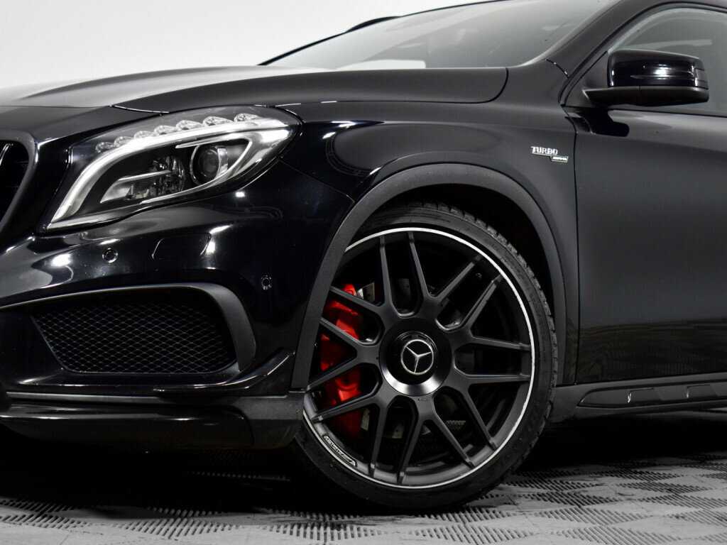 Mercedes-Benz GLA AMG с пробегом — 2015 год. Фото: #8