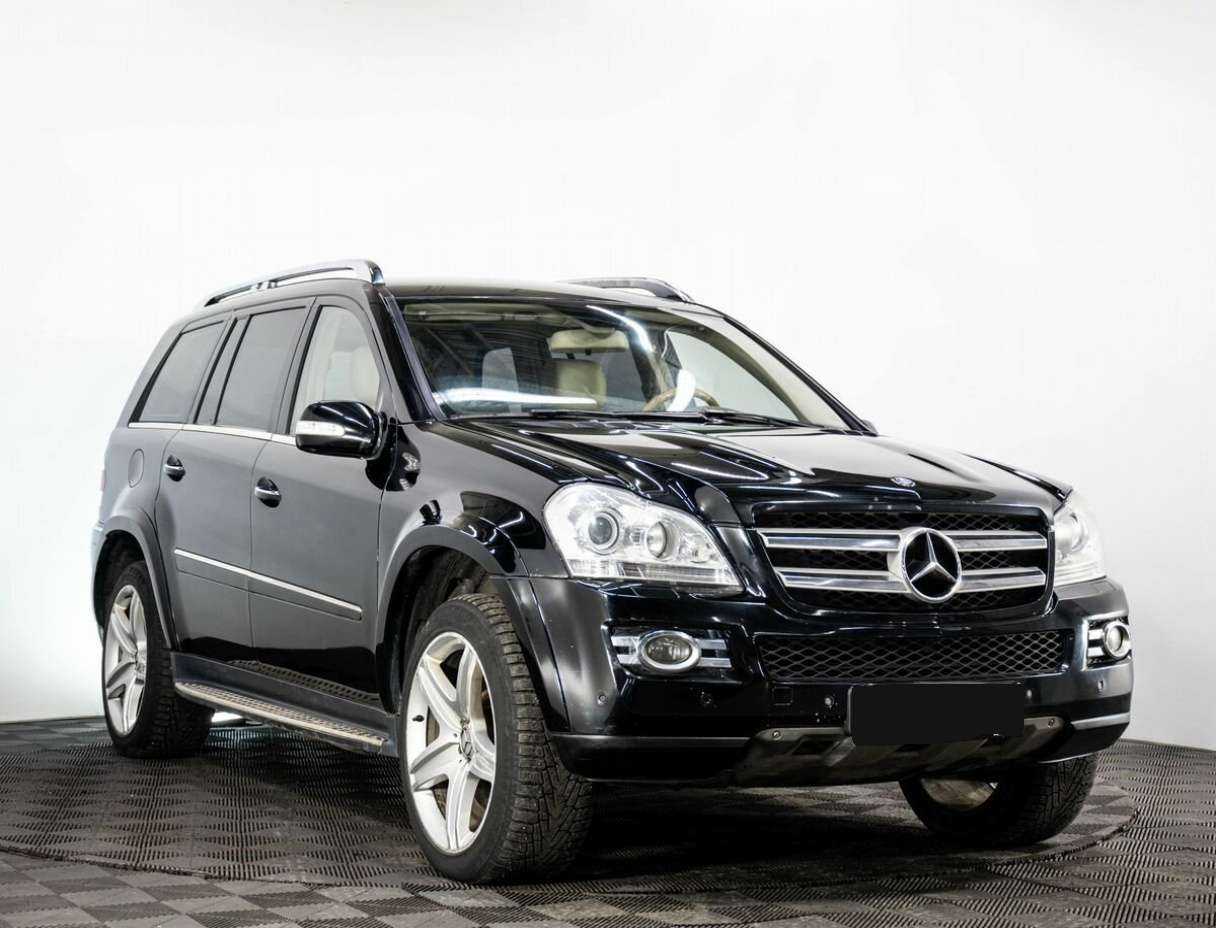 Mercedes-Benz GL-Класс с пробегом — 2008 год. Фото: #2