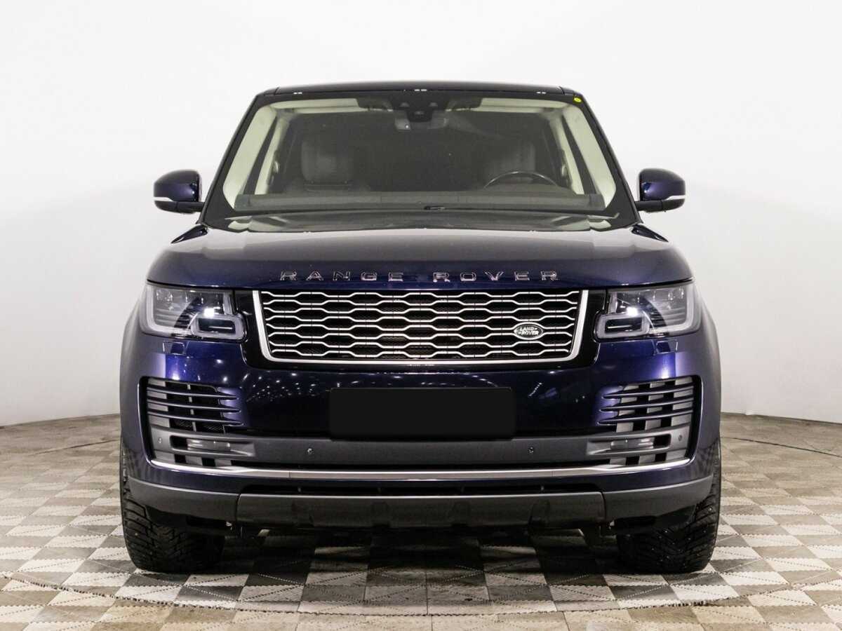 Land Rover Range Rover с пробегом — 2018 год. Фото: #1