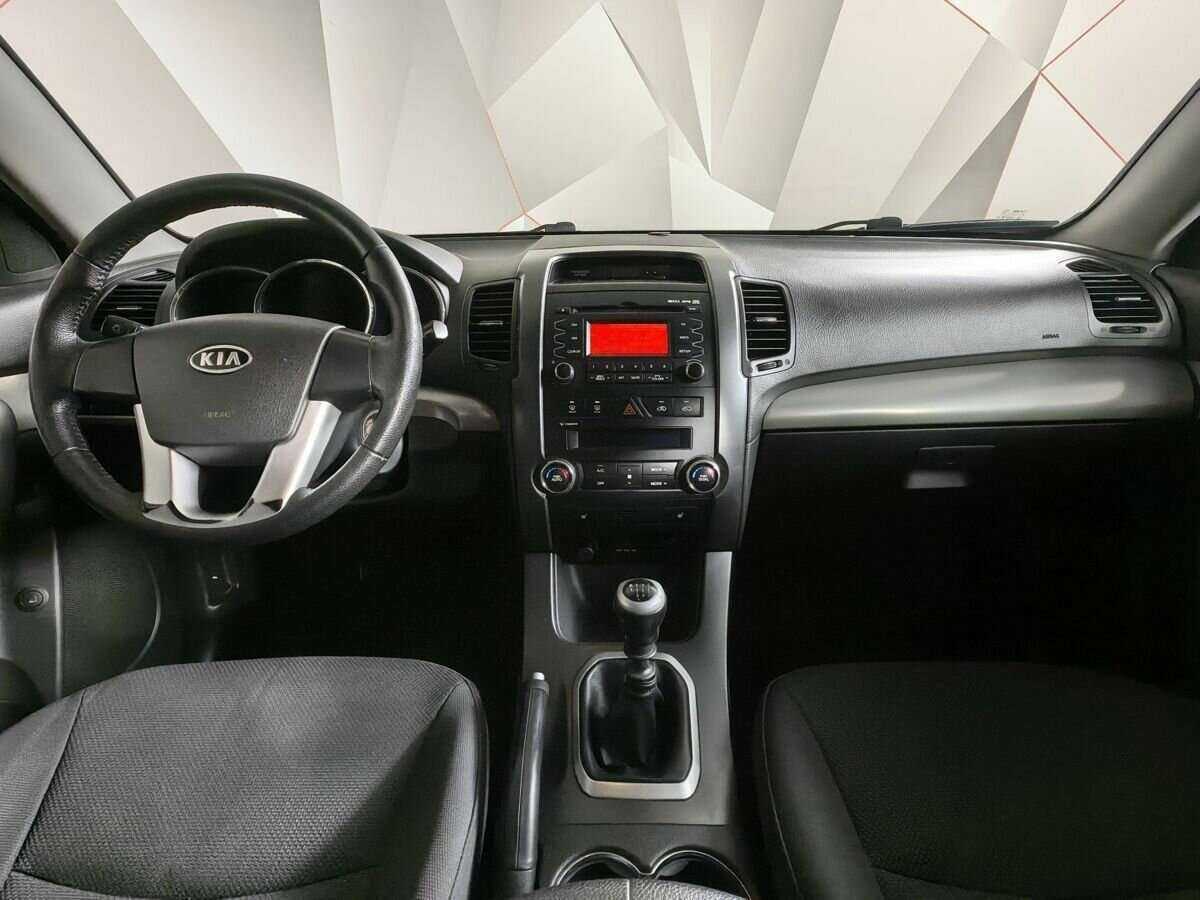 Kia Sorento с пробегом — 2009 год. Фото: #9