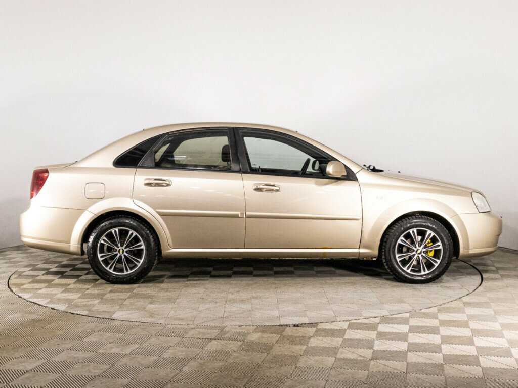 Chevrolet Lacetti с пробегом — 2007 год. Фото: #3
