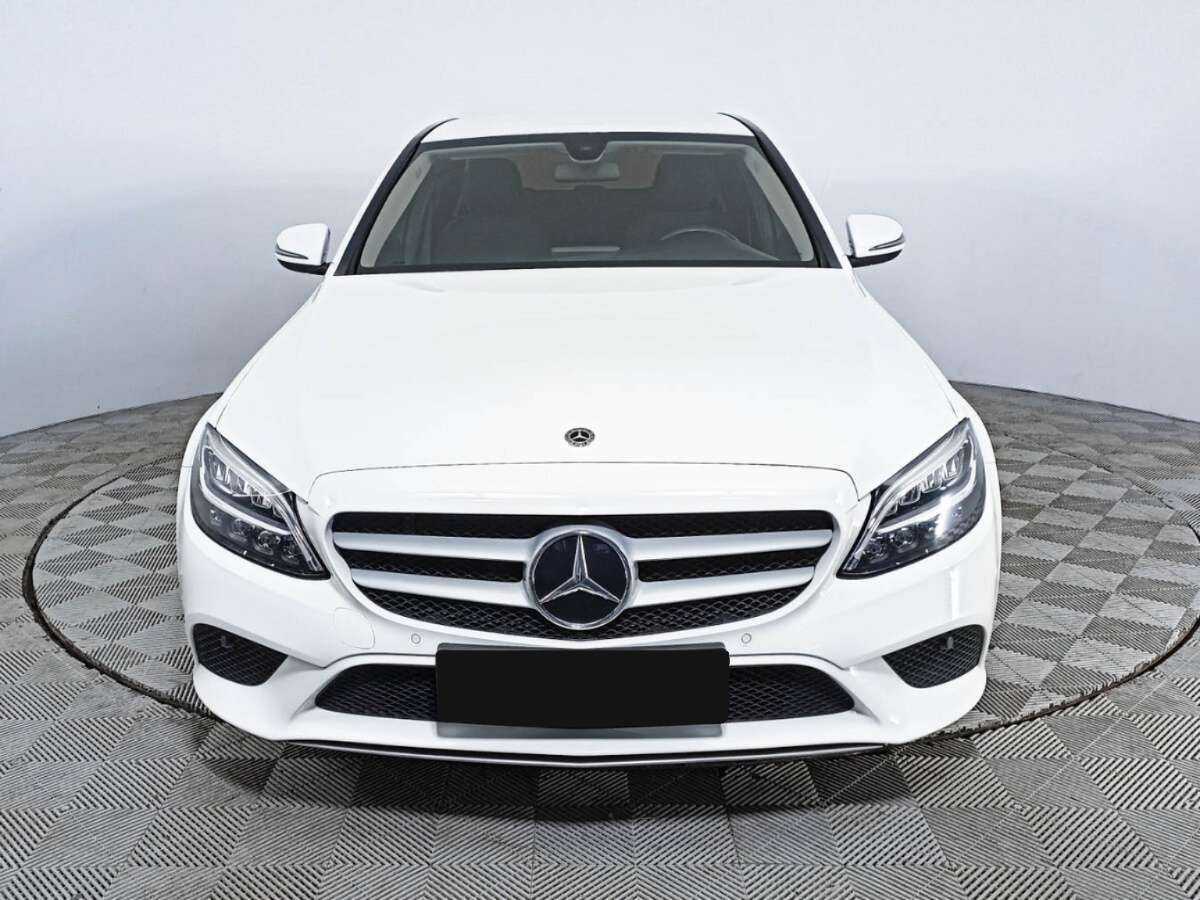 Mercedes-Benz C-Класс с пробегом — 2018 год. Фото: #1