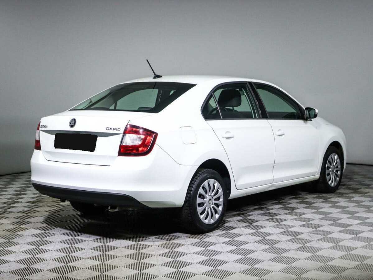 Skoda Rapid с пробегом — 2019 год. Фото: #3