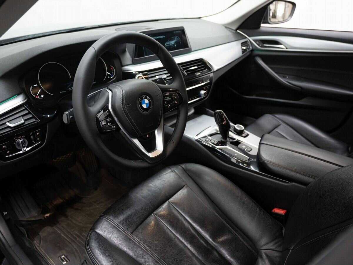 BMW 5 серии с пробегом — 2018 год. Фото: #6