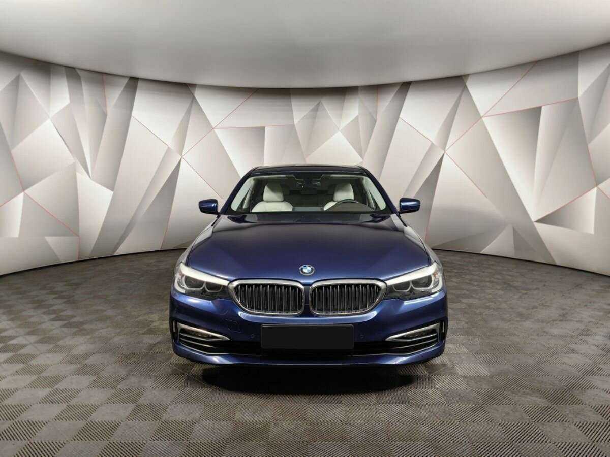 BMW 5 серии с пробегом — 2017 год. Фото: #6