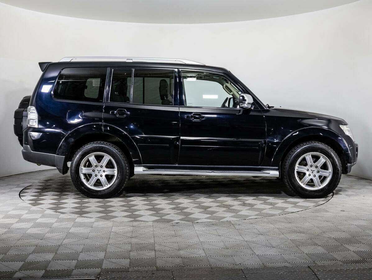 Mitsubishi Pajero с пробегом — 2008 год. Фото: #3
