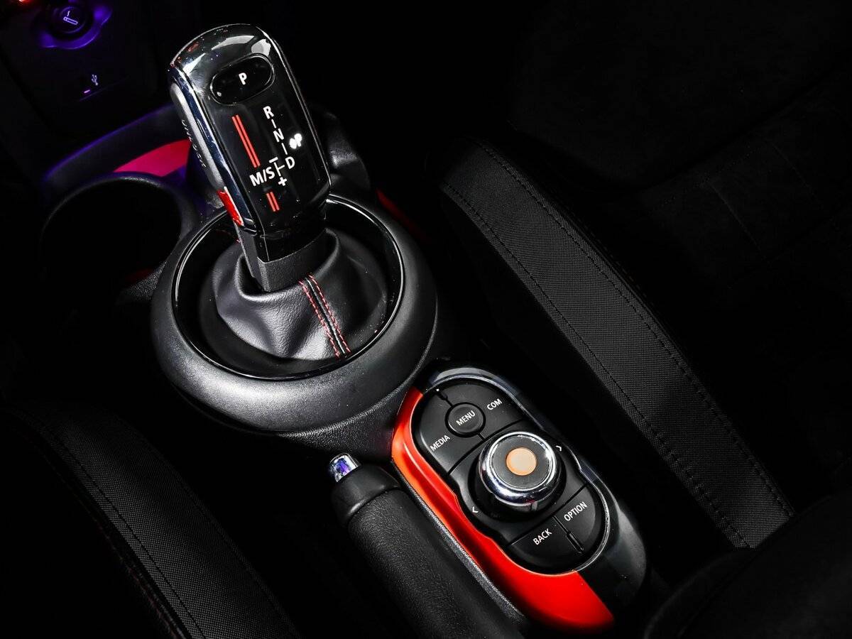 Mini Hatch с пробегом — 2019 год. Фото: #15