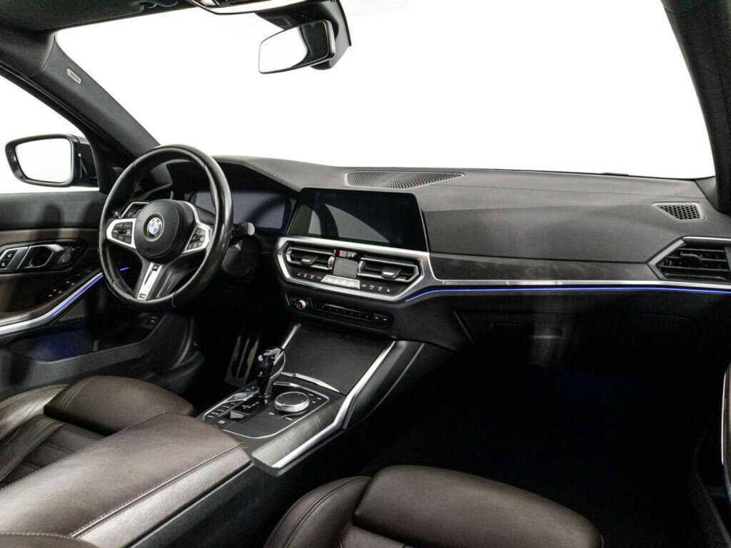 BMW 3 серии с пробегом — 2019 год. Фото: #8