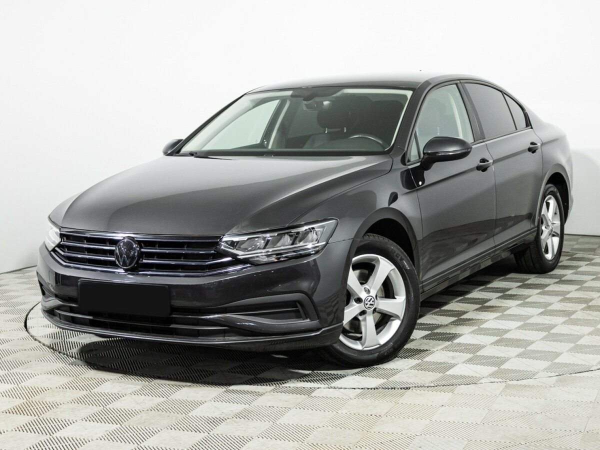 Volkswagen Passat с пробегом — 2021 год. Фото: #0