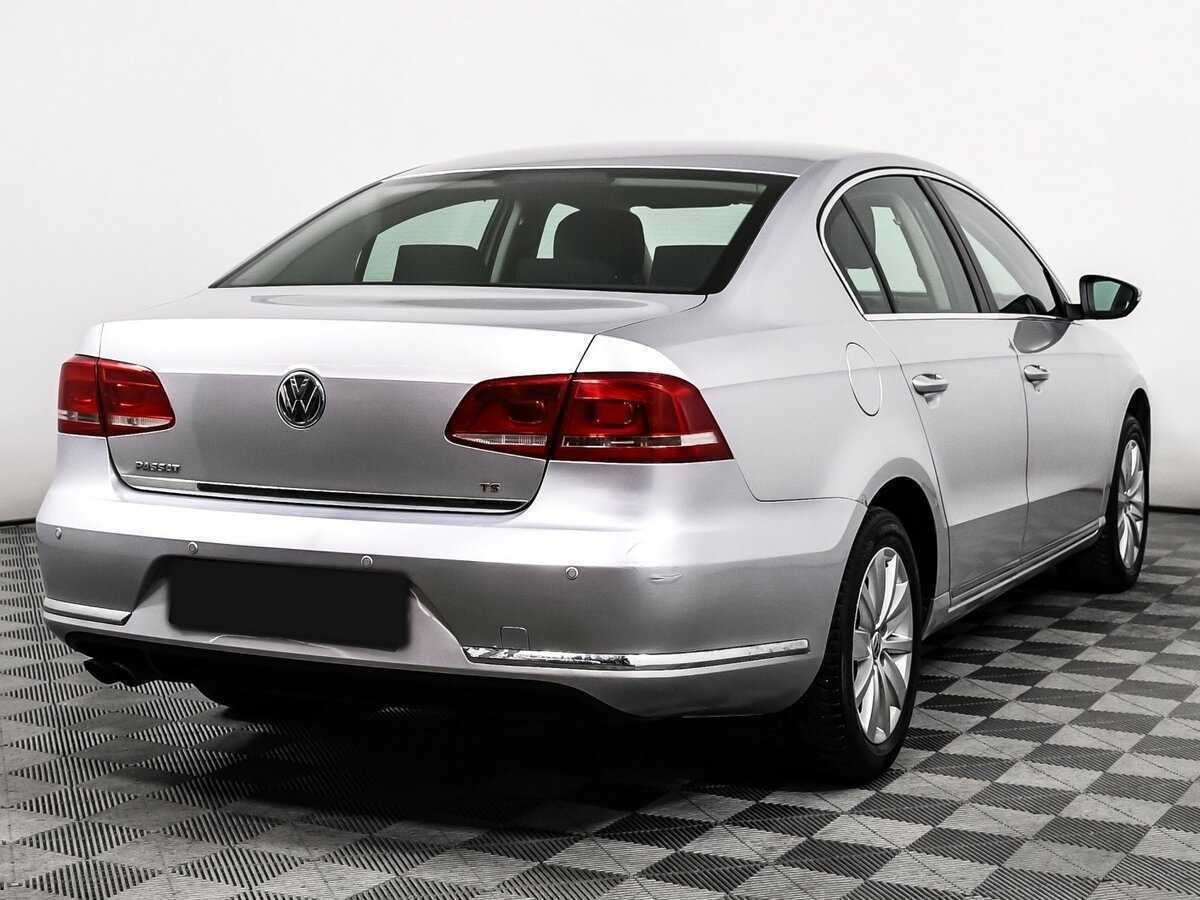 Volkswagen Passat с пробегом — 2011 год. Фото: #4