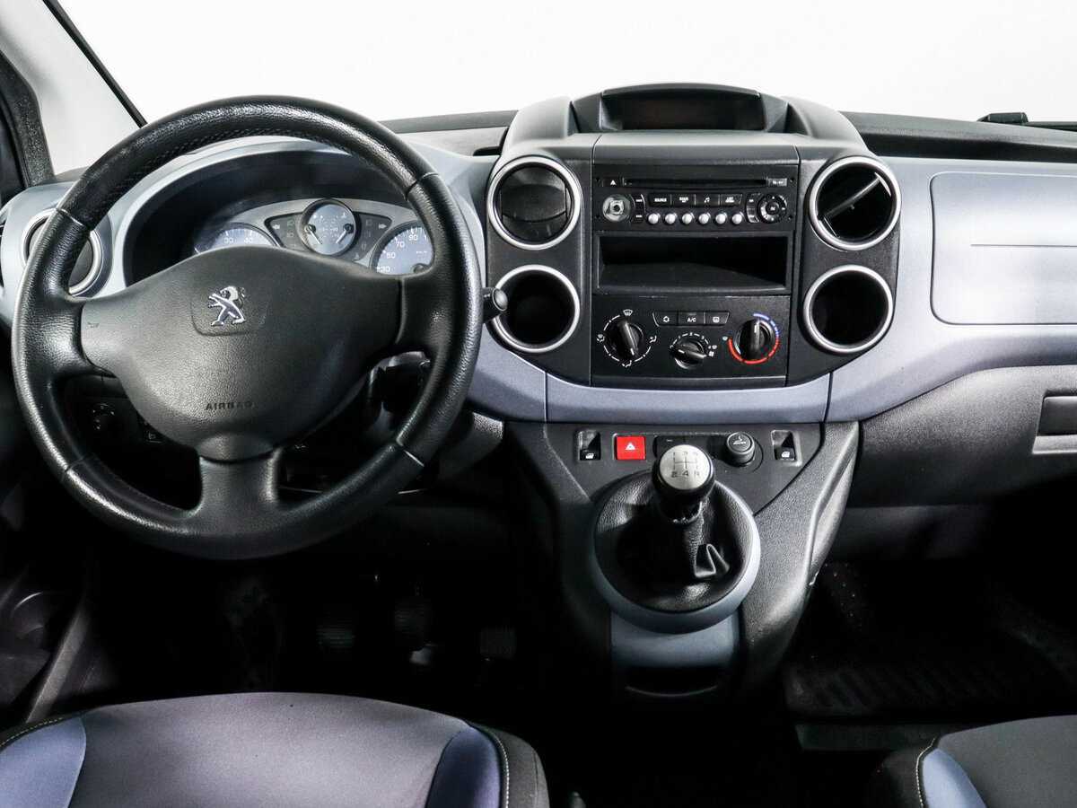 Peugeot Partner с пробегом — 2012 год. Фото: #8
