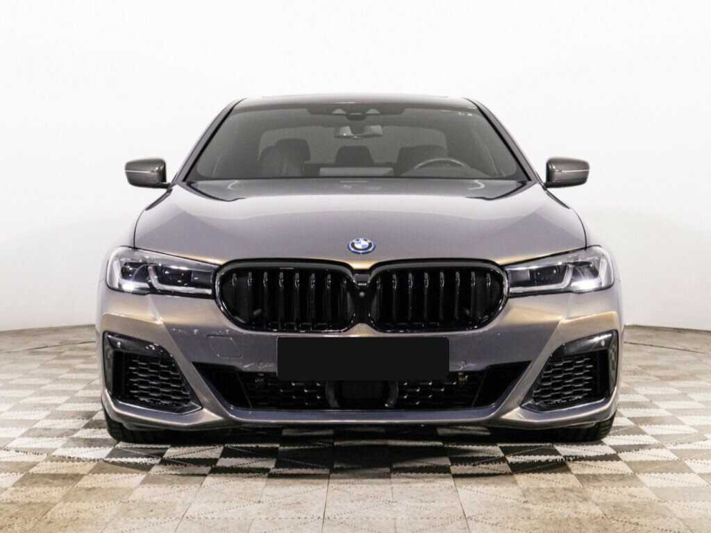 BMW 5 серии с пробегом — 2020 год. Фото: #1