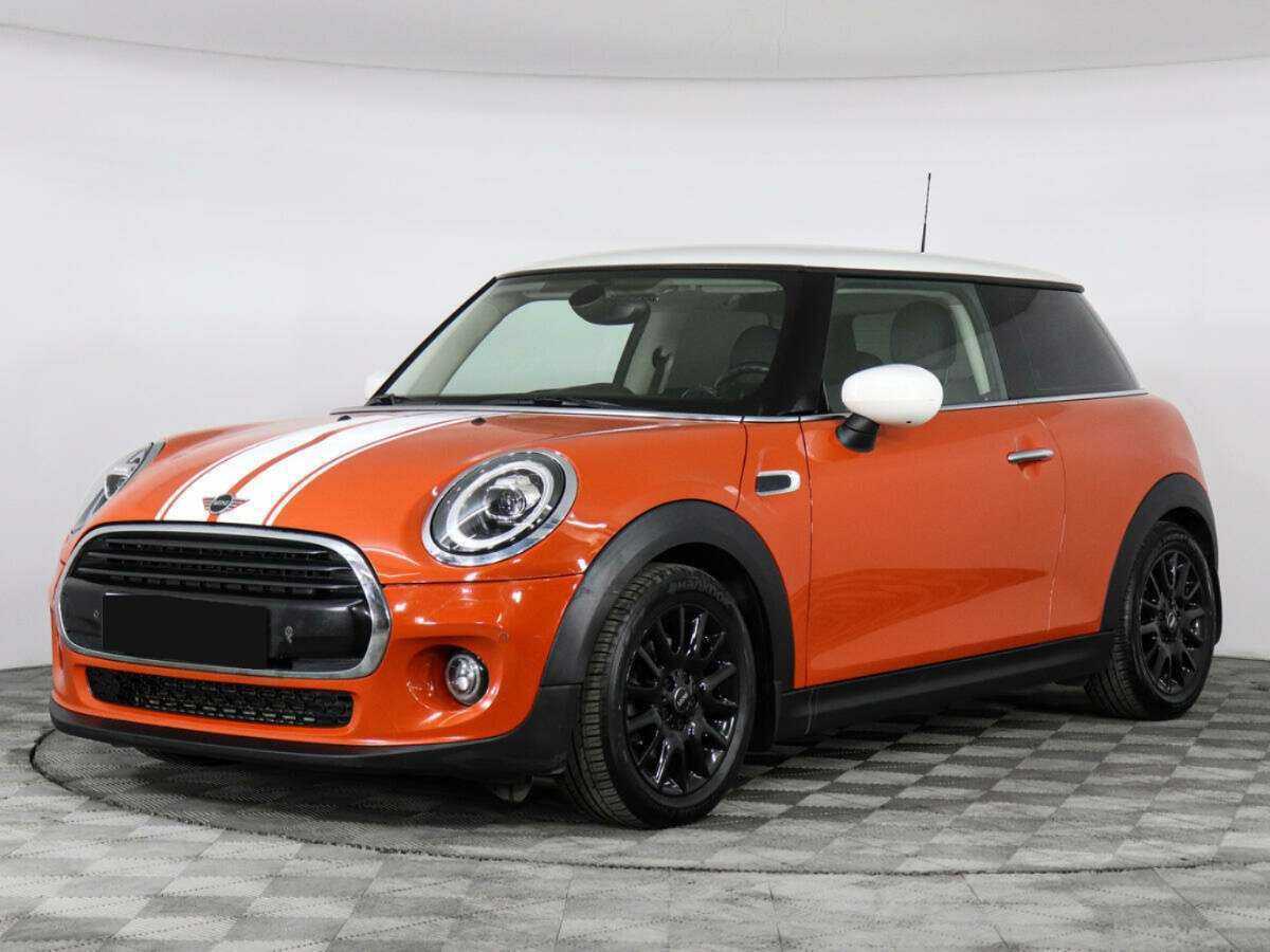 Mini Hatch с пробегом — 2019 год. Посмотреть фото