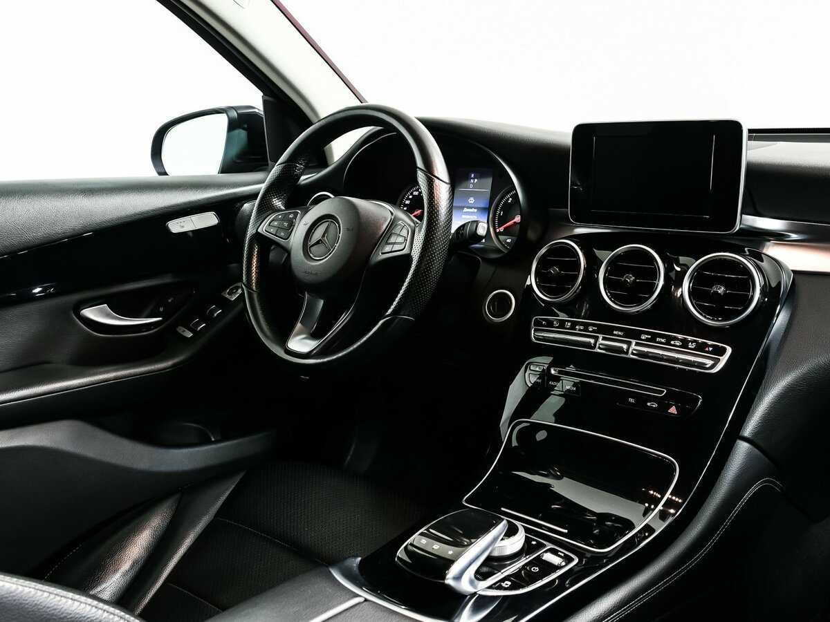 Mercedes-Benz GLC с пробегом — 2016 год. Фото: #9