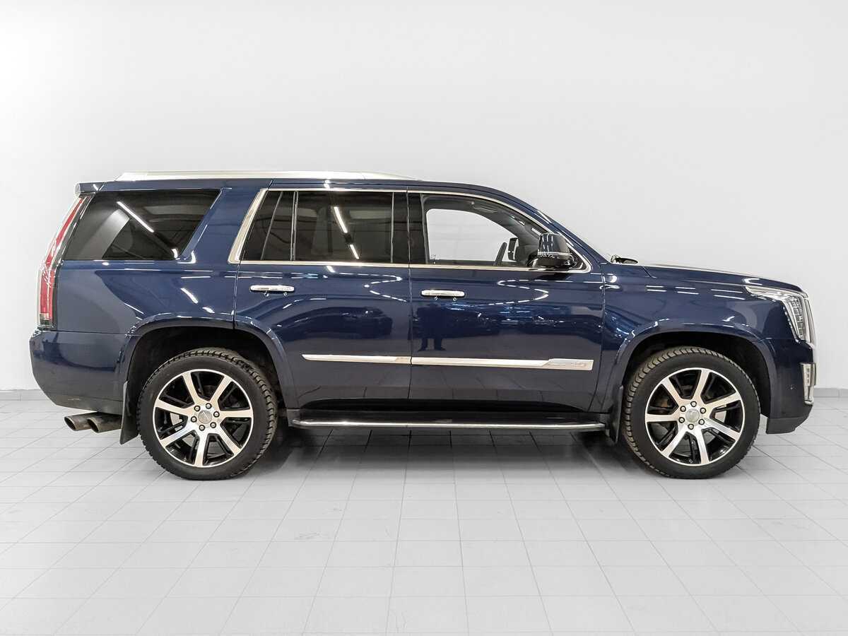 Cadillac Escalade с пробегом — 2018 год. Фото: #3