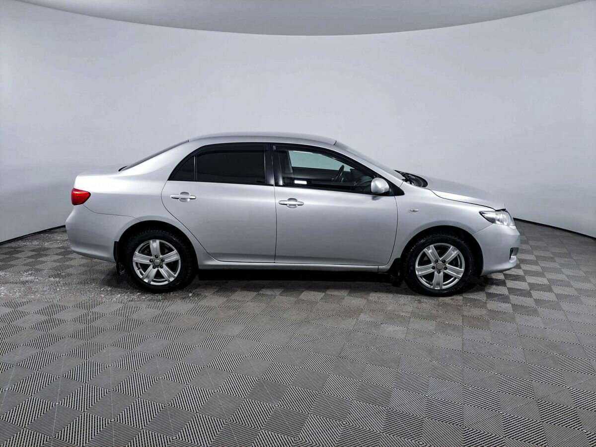 Toyota Corolla с пробегом — 2008 год. Фото: #3