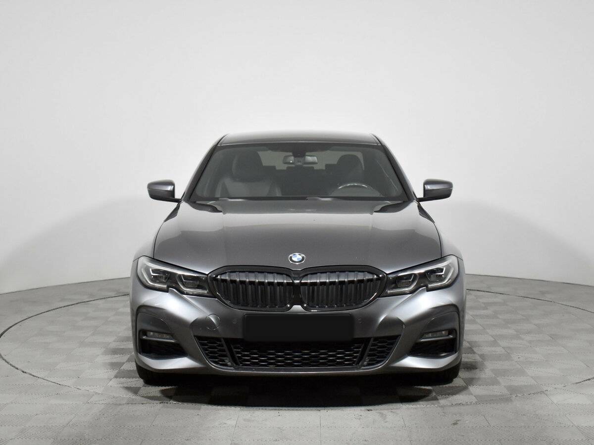 BMW 3 серии с пробегом — 2016 год. Фото: #1