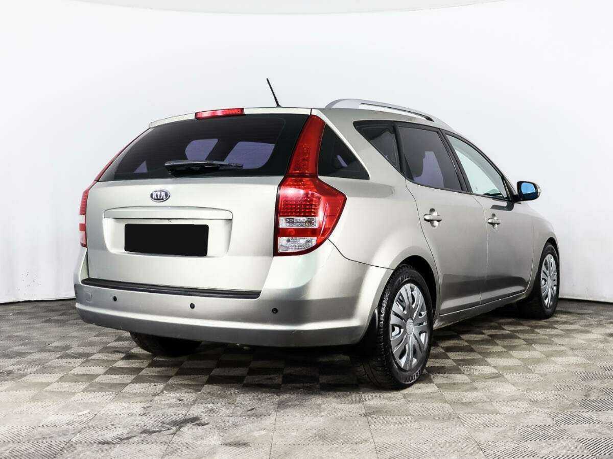 Kia Ceed с пробегом — 2010 год. Фото: #4