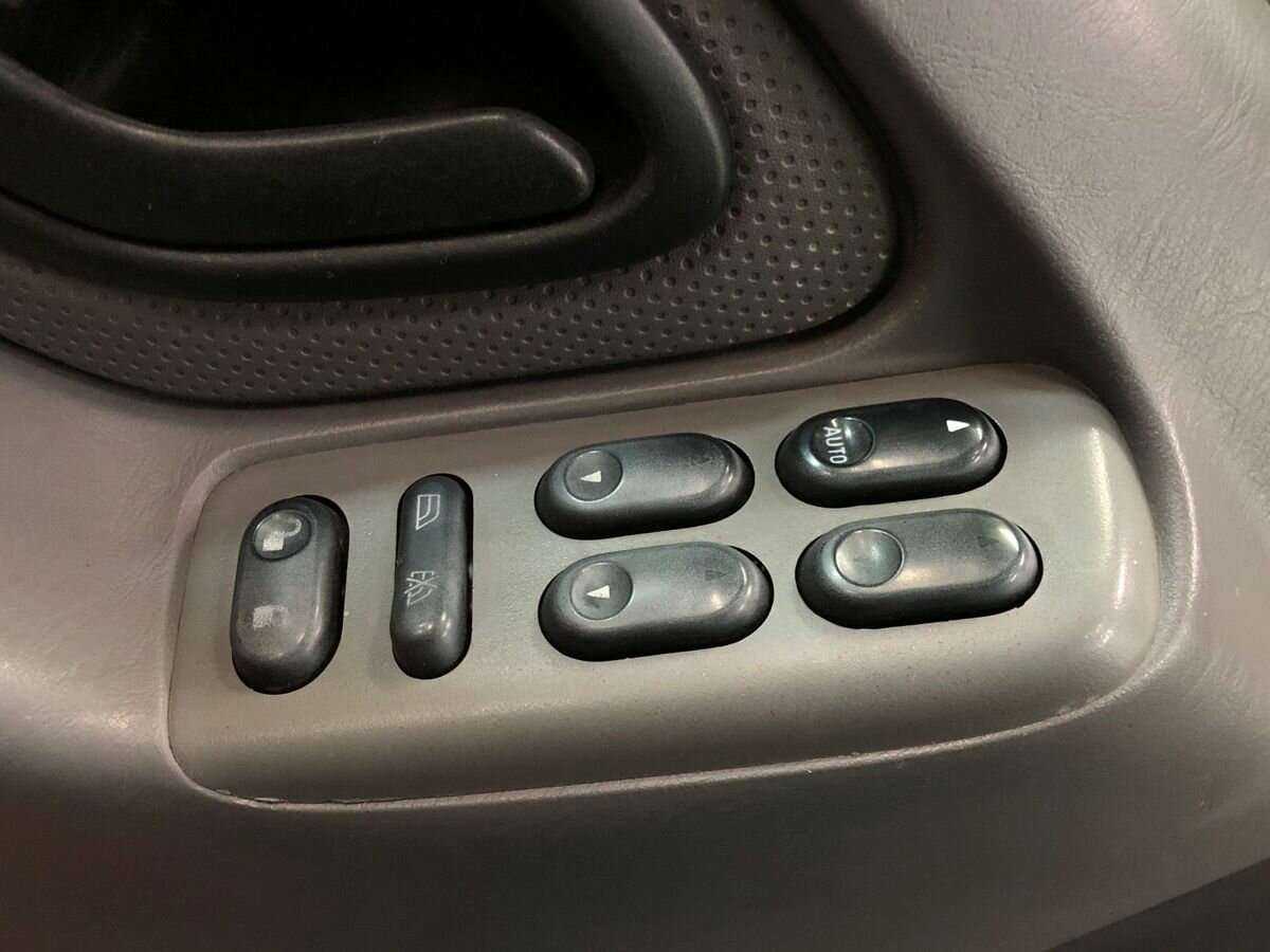 Ford Escape с пробегом — 2000 год. Фото: #13