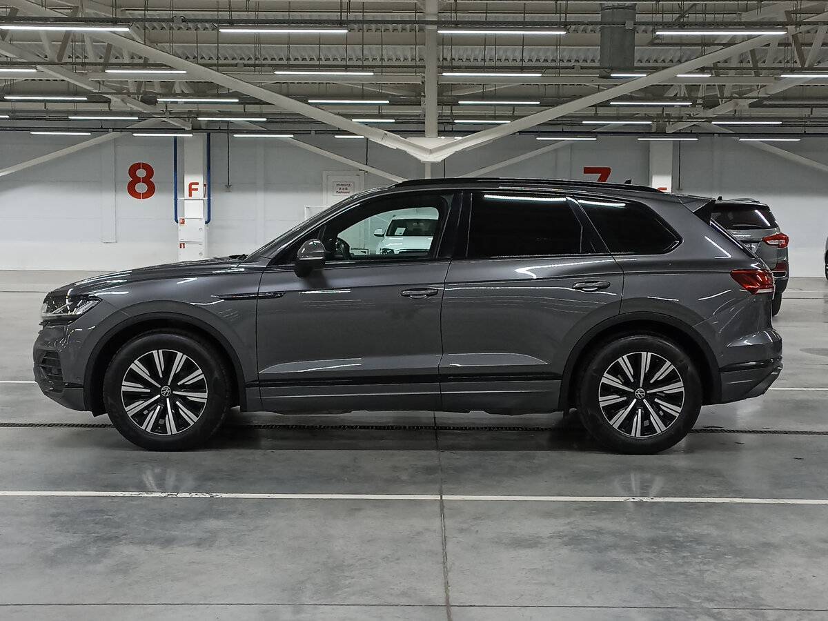 Volkswagen Touareg с пробегом — 2022 год. Фото: #7