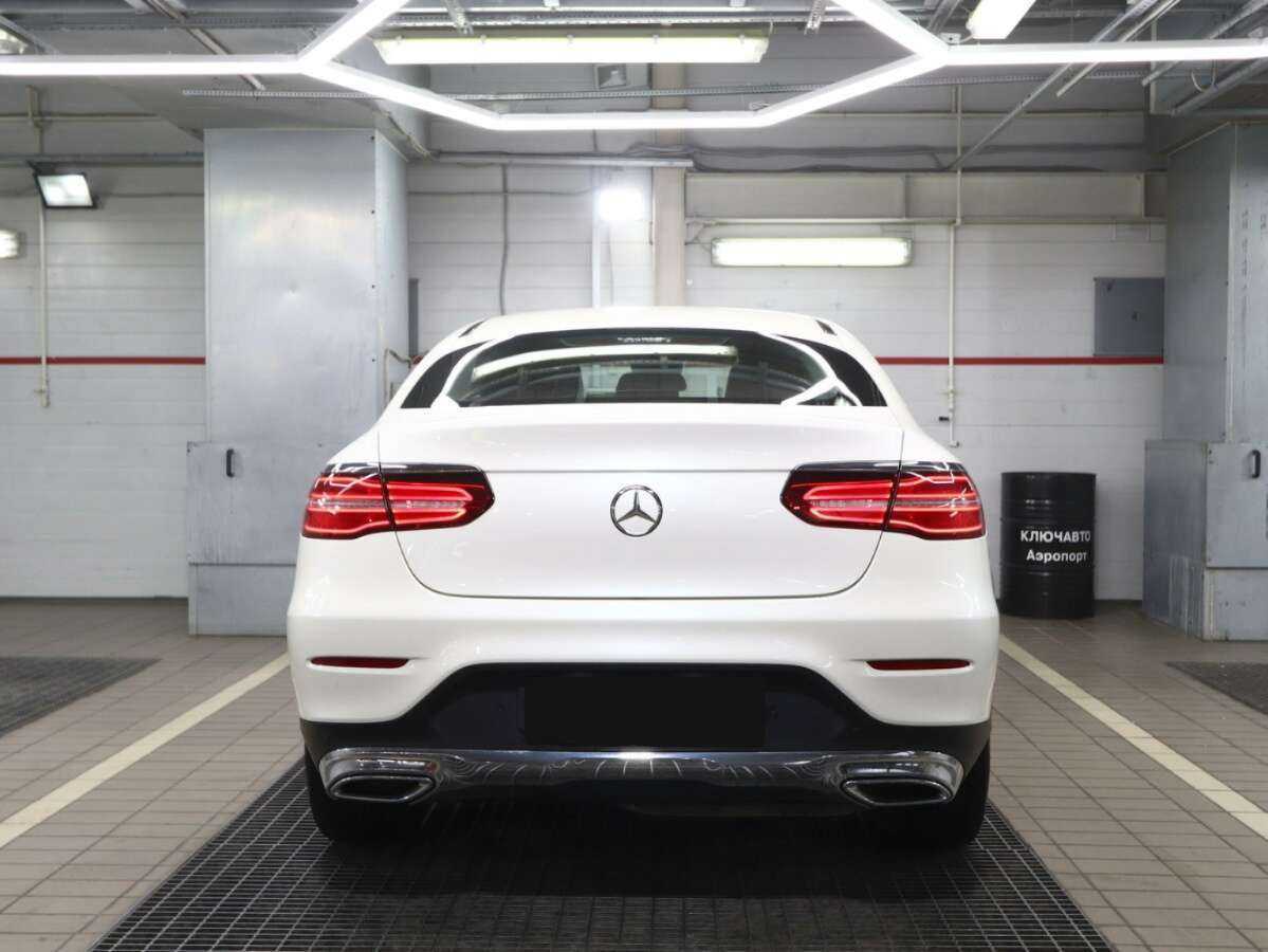 Mercedes-Benz GLC Coupe с пробегом — 2018 год. Фото: #3