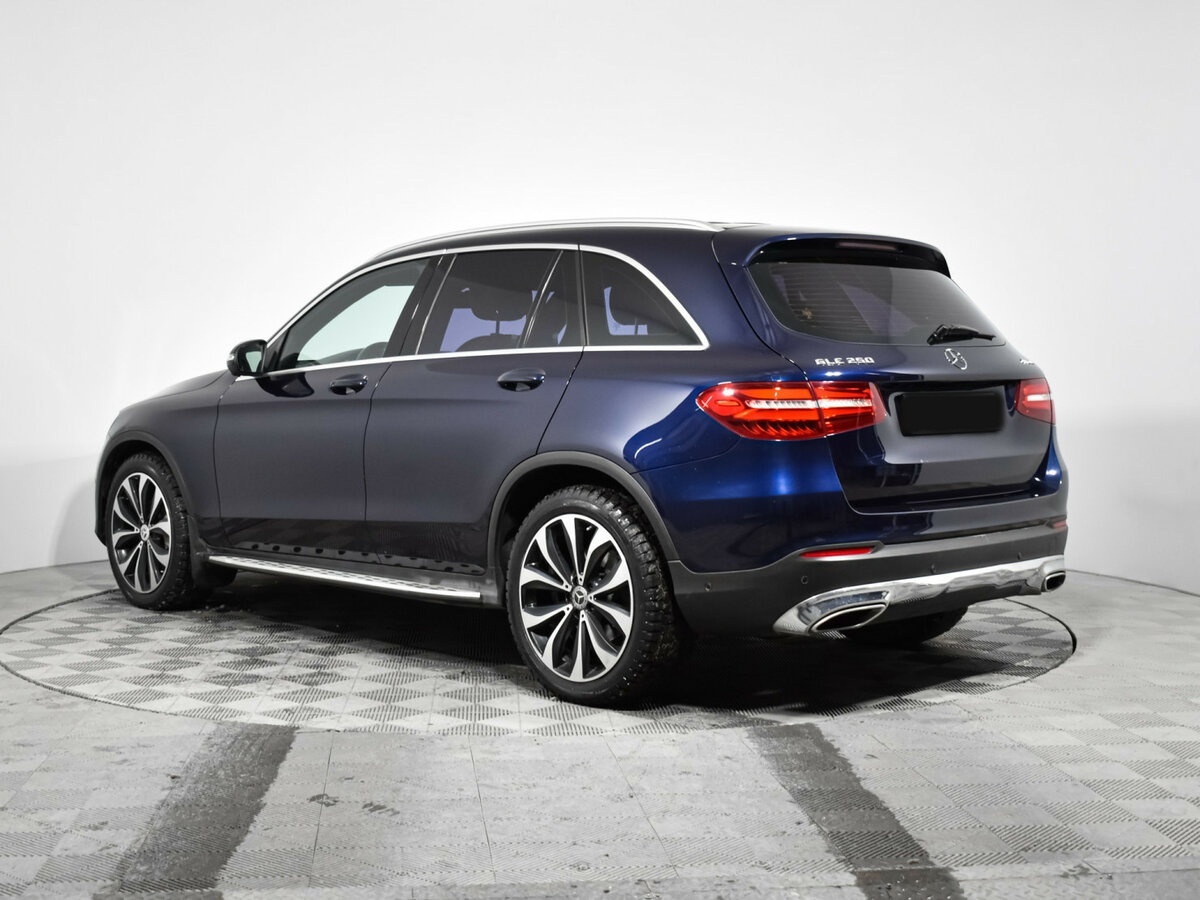Mercedes-Benz GLC с пробегом — 2016 год. Фото: #6