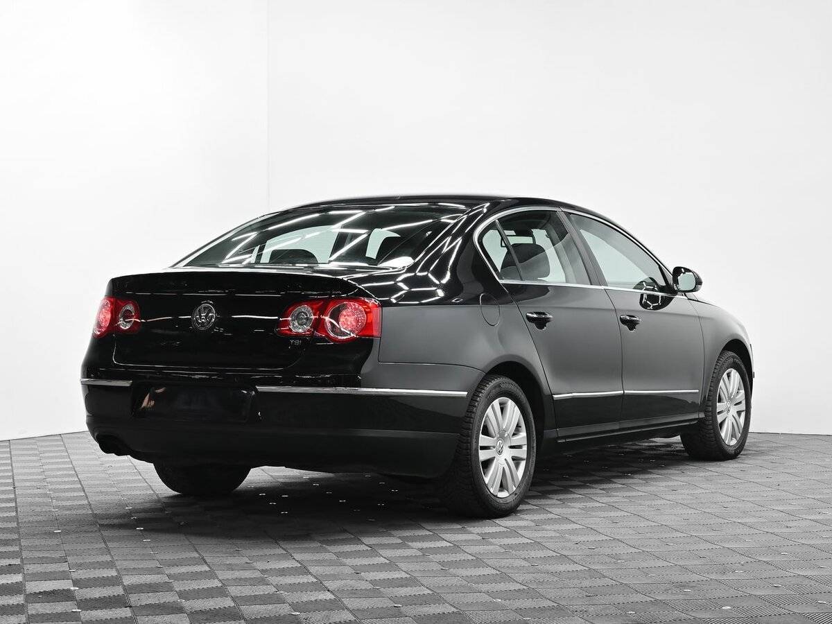Volkswagen Passat с пробегом — 2010 год. Фото: #3