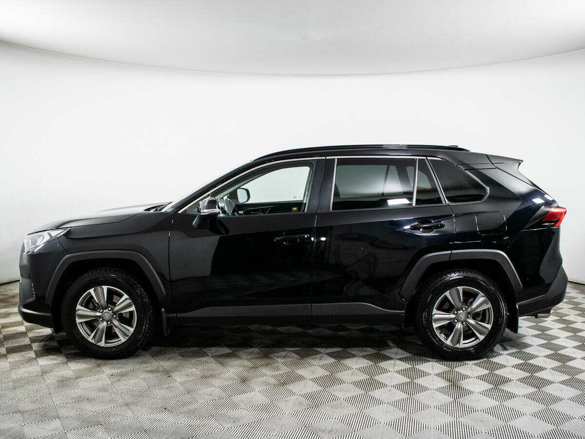Toyota RAV4 с пробегом — 2020 год. Фото: #7