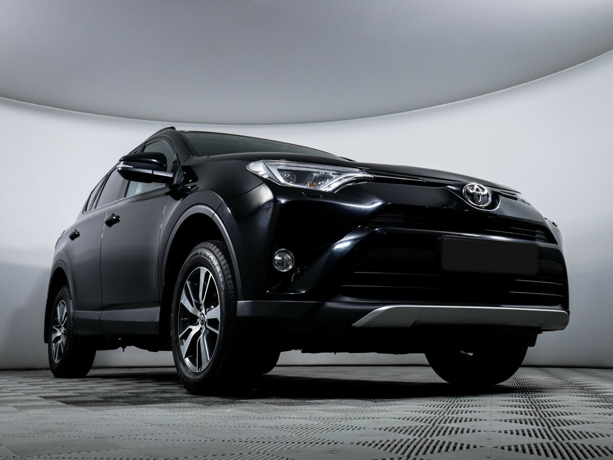 Toyota RAV4 с пробегом — 2019 год. Фото: #16
