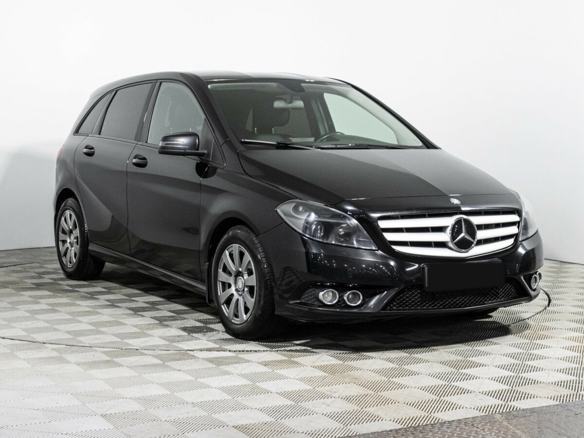 Mercedes-Benz B-Класс с пробегом — 2014 год. Фото: #2