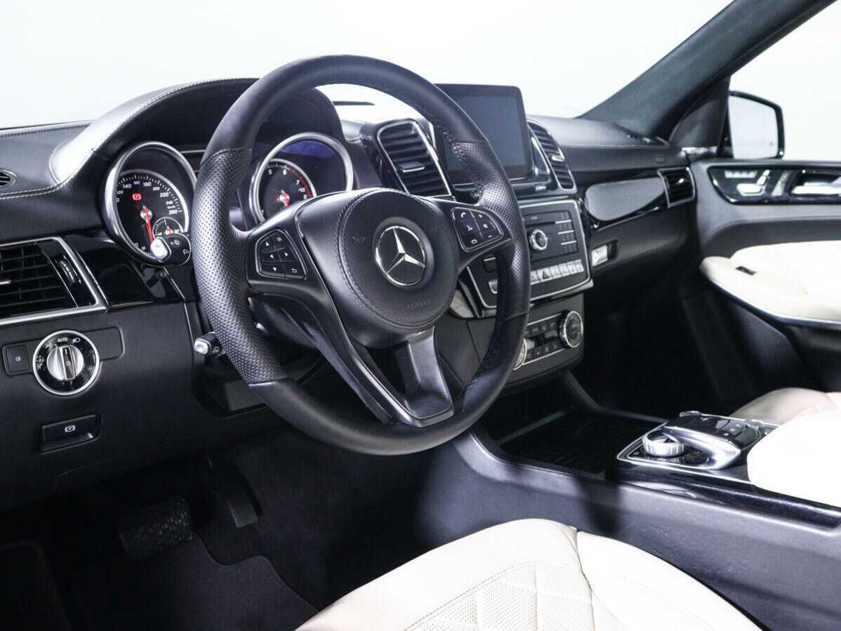 Mercedes-Benz GLS с пробегом — 2016 год. Фото: #13