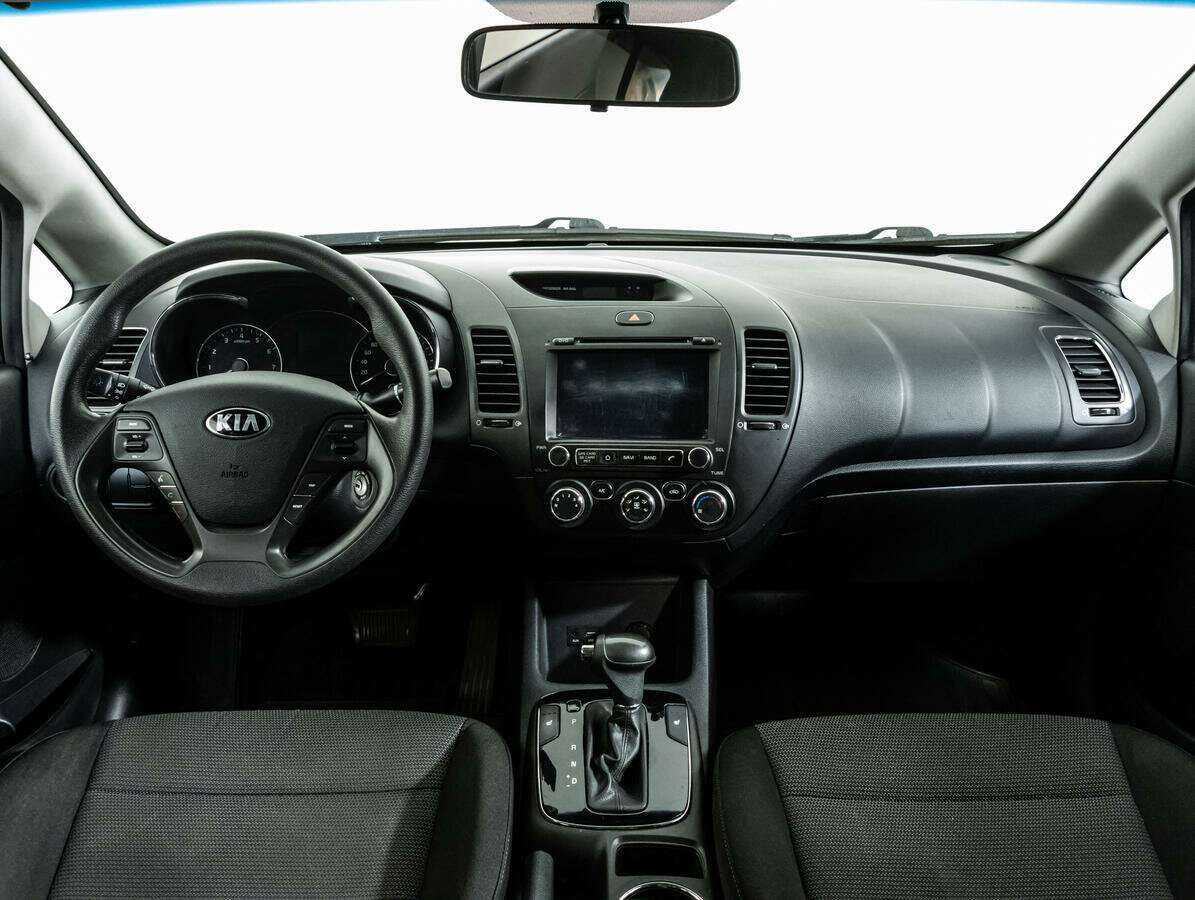 Kia Cerato с пробегом — 2018 год. Фото: #11