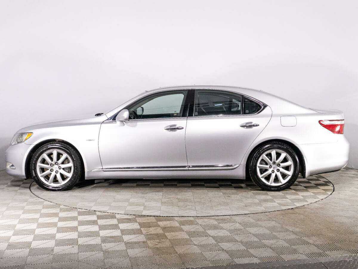 Lexus LS с пробегом — 2006 год. Фото: #7