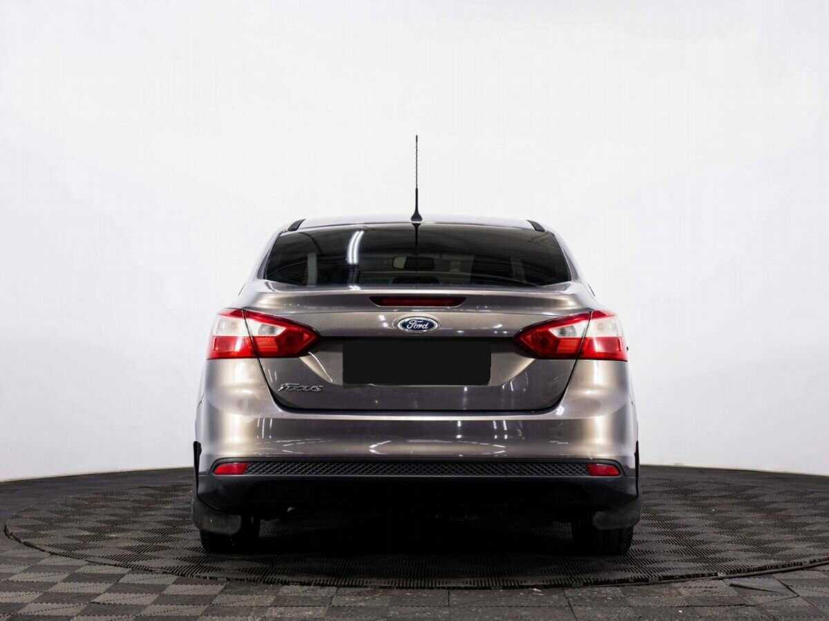 Ford Focus с пробегом — 2011 год. Фото: #4