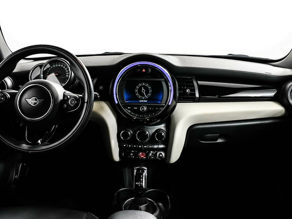 Mini Hatch с пробегом — 2020 год. Фото: #10