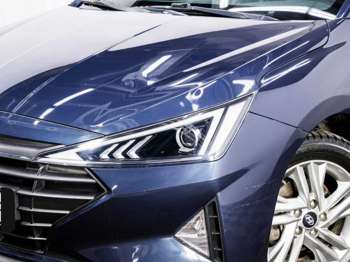 Hyundai Elantra с пробегом — 2020 год. Фото: #6