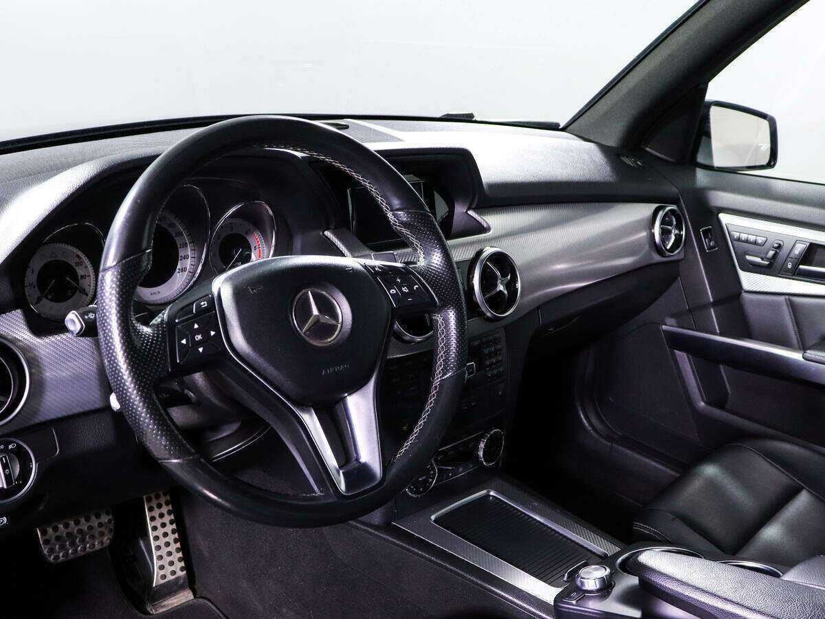 Mercedes-Benz GLK-Класс с пробегом — 2015 год. Фото: #13