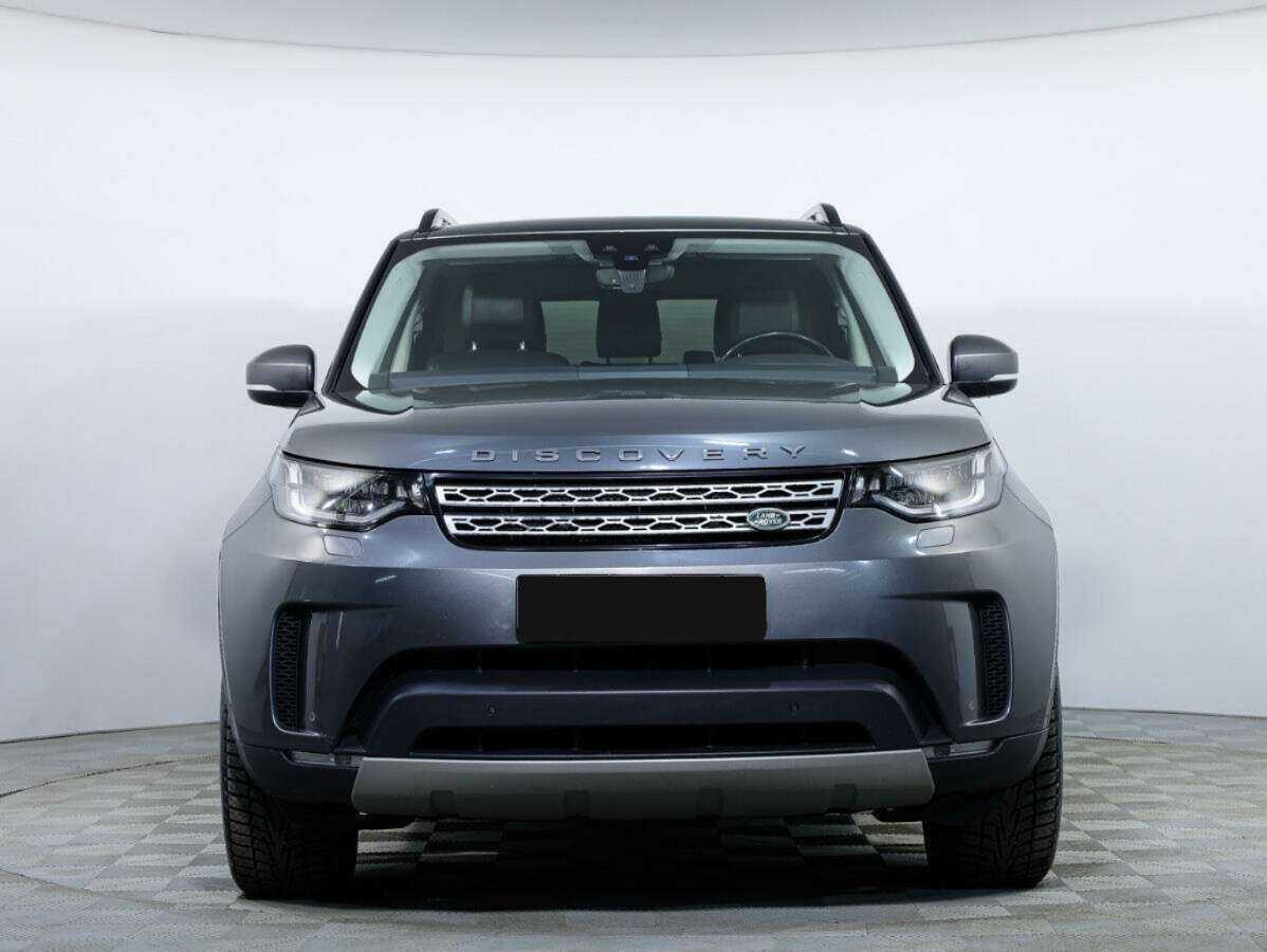 Land Rover Discovery с пробегом — 2017 год. Фото: #1
