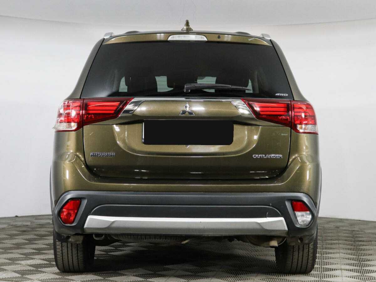 Mitsubishi Outlander с пробегом — 2018 год. Фото: #5