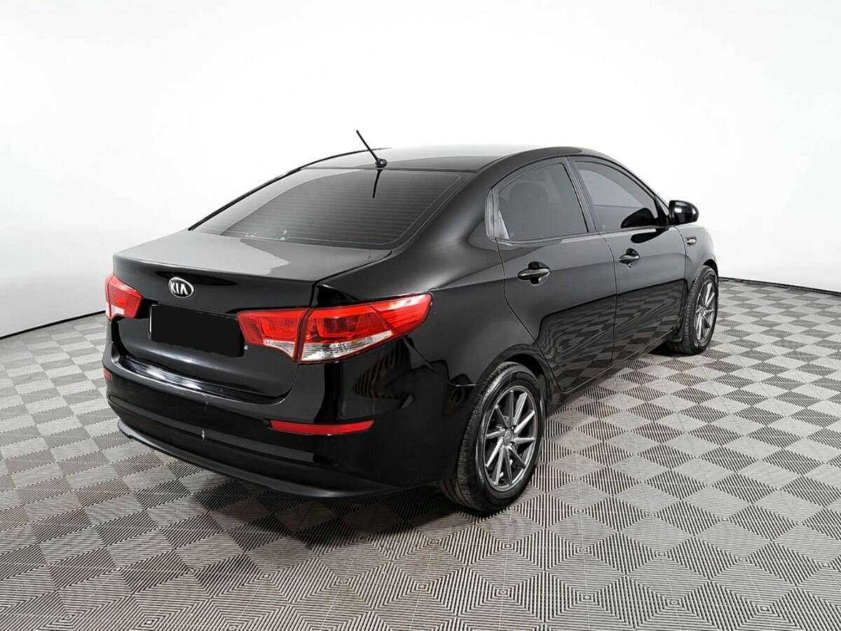 Kia Rio с пробегом — 2016 год. Фото: #4