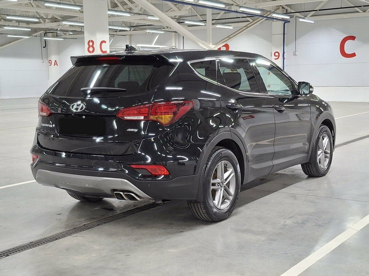 Hyundai Santa Fe с пробегом — 2018 год. Фото: #4