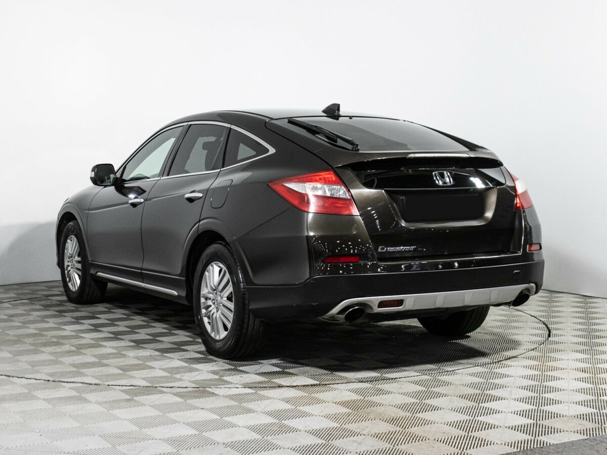 Honda Crosstour с пробегом — 2014 год. Фото: #5