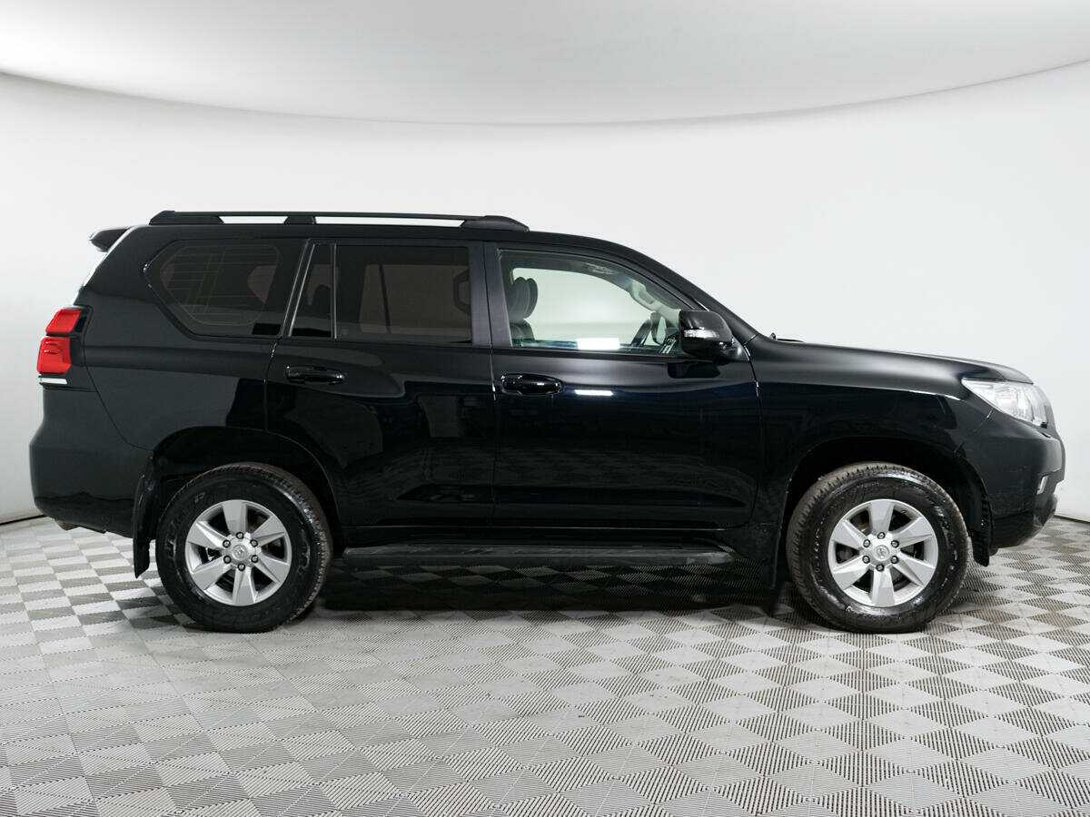 Toyota Land Cruiser Prado с пробегом — 2018 год. Фото: #1