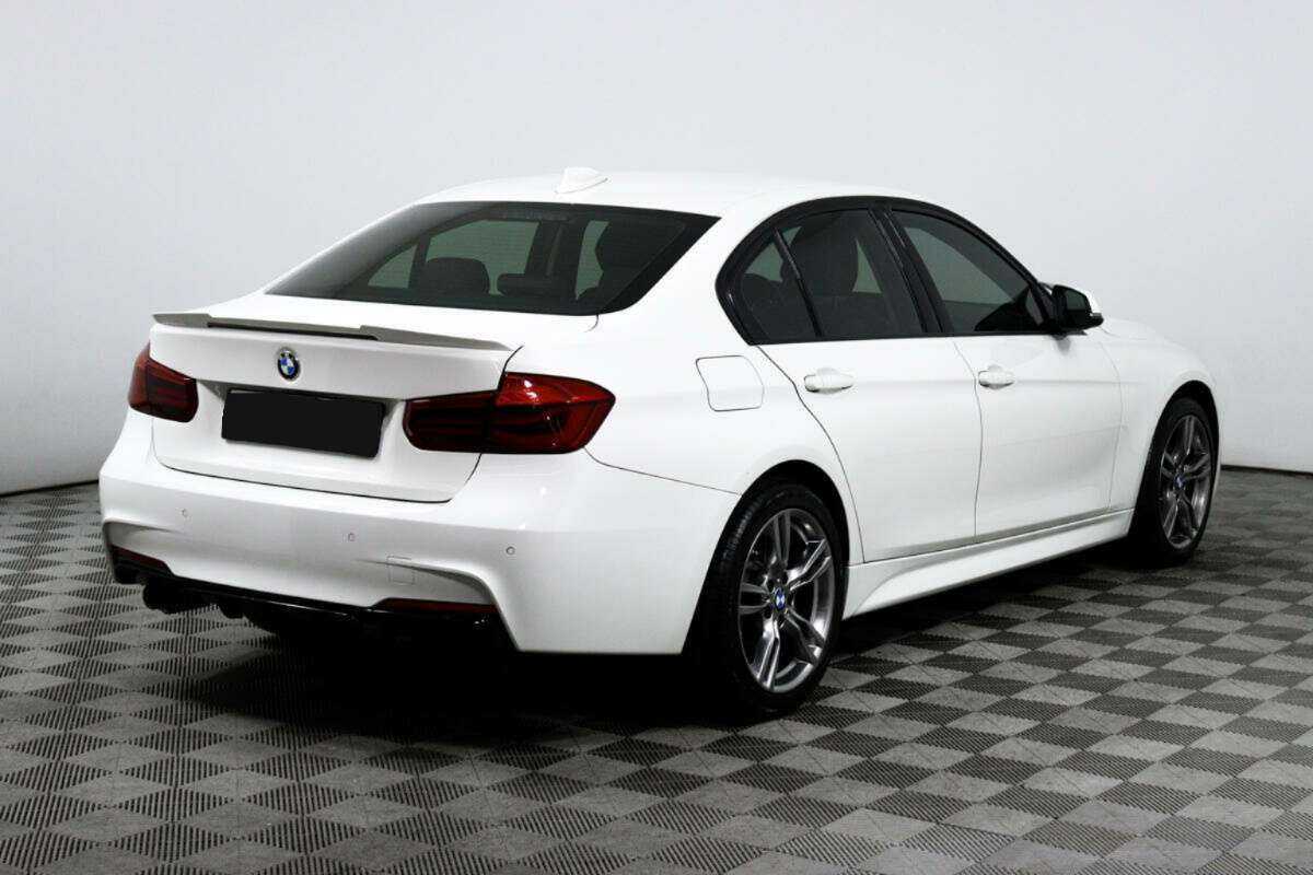 BMW 3 серии с пробегом — 2016 год. Фото: #4