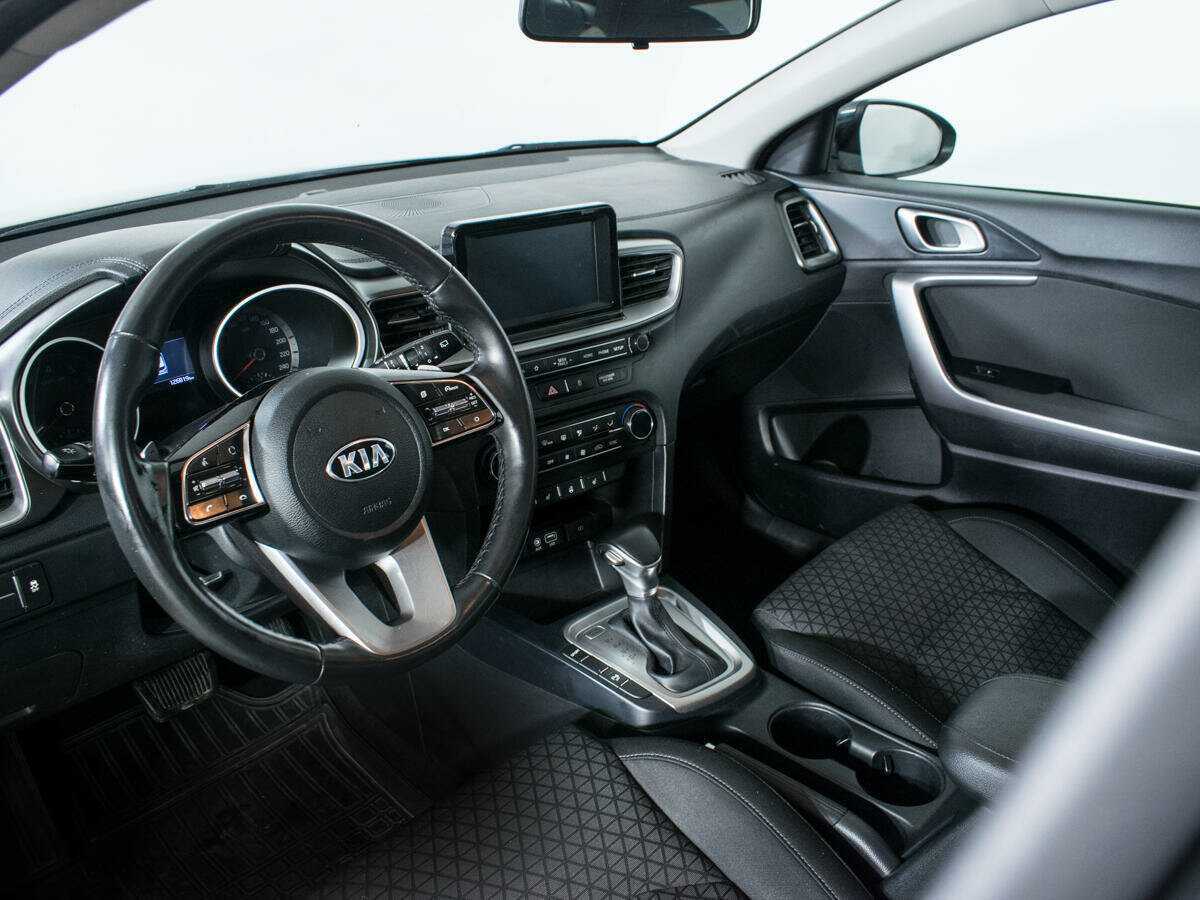 Kia Ceed с пробегом — 2019 год. Фото: #12