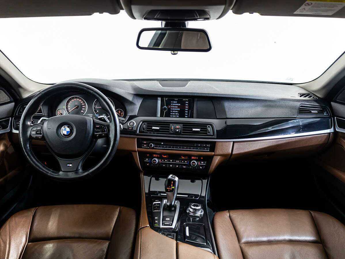 BMW 5 серии с пробегом — 2012 год. Фото: #8