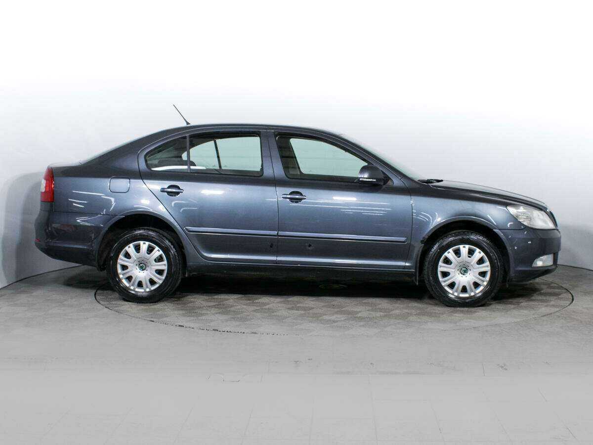 Skoda Octavia с пробегом — 2011 год. Фото: #3