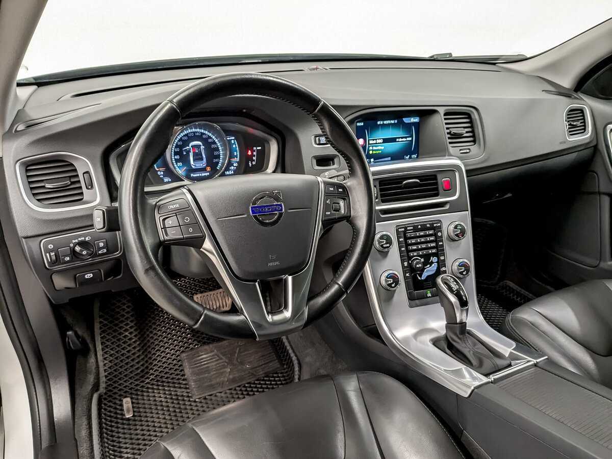 Volvo S60 с пробегом — 2016 год. Фото: #16